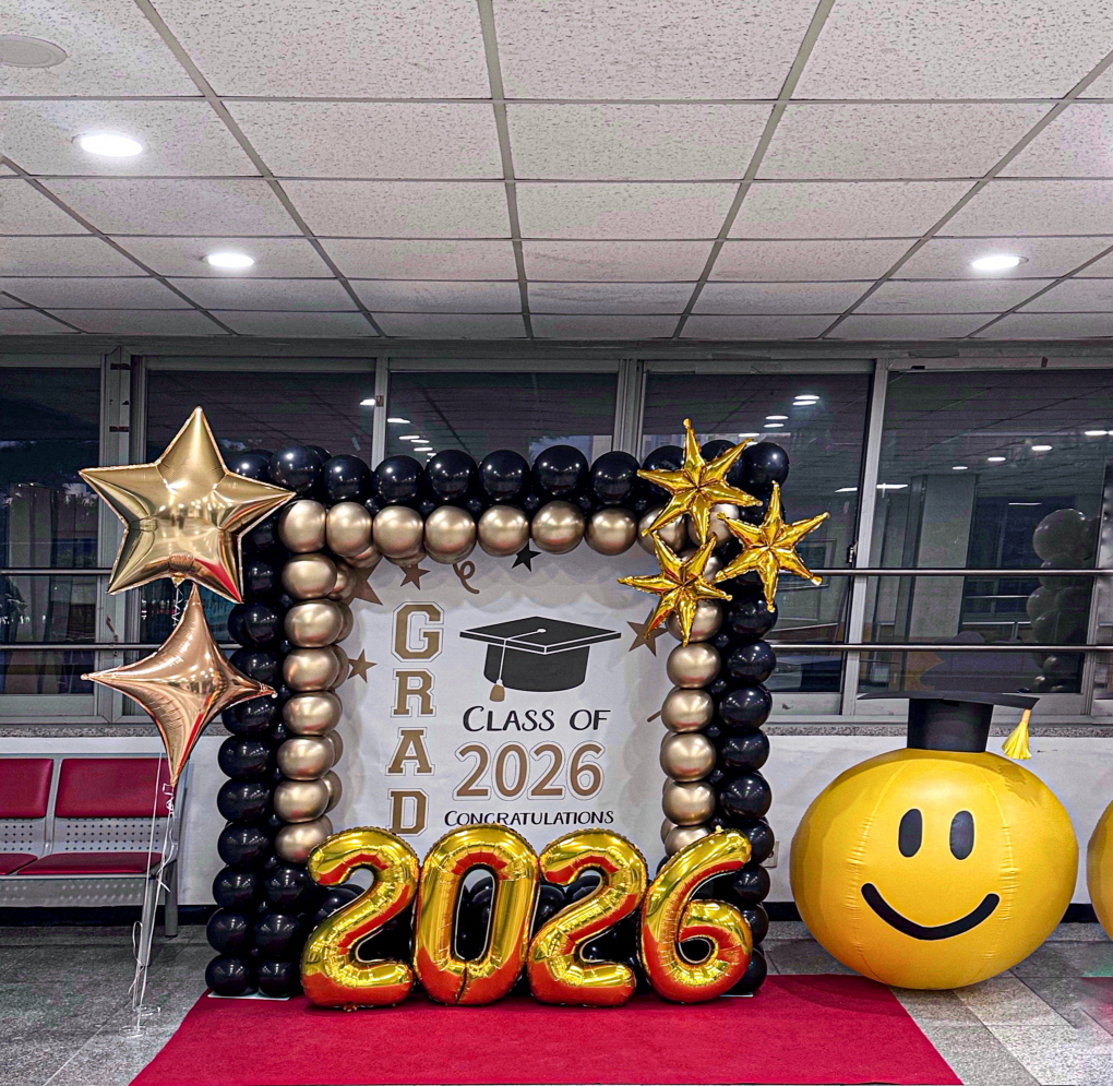 죽전고등학교 2026 졸업 포토존 장식｜행사장 분위기를 완성한 공식 포토스팟